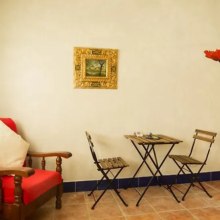 Bed & Breakfast Cortijo Carrillo 2*